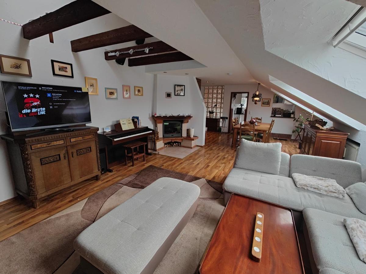 Komfort Ferienwohnung Biene 萨尔布吕肯 外观 照片